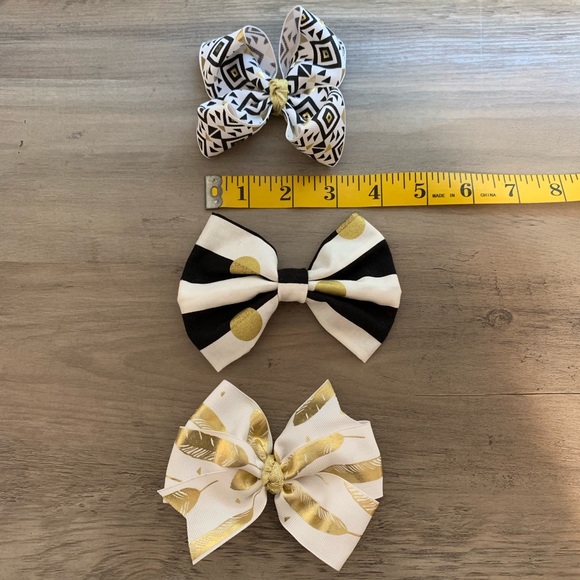 Black, white & Gold Hair bow set of 3, used - Picture 3 of 3